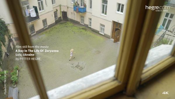 Captura de tela #5 do filme Um dia na vida de Zoryanna, Lviv, Ucrânia