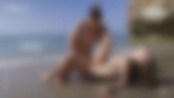 Screen grab #12 from the movie Anna L And Danny Sex On The Beach