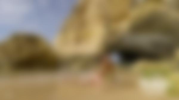 Screenshot #10 aus dem Film Anna L. Nackt-Fotoshooting am Strand