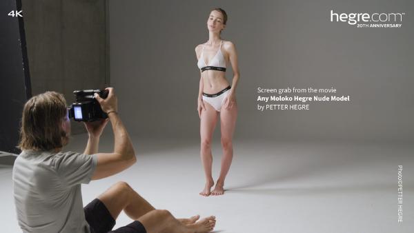 Herhangi Bir Moloko Hegre Çıplak Model filminden # 2 ekran görüntüsü