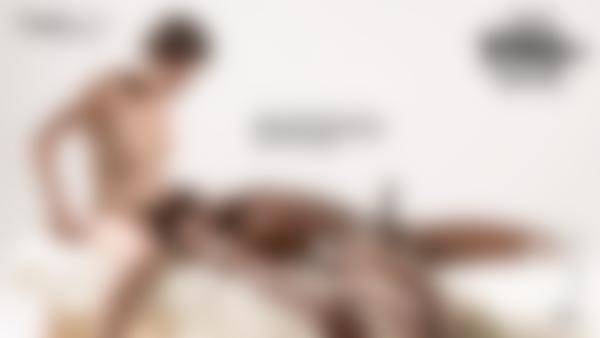 Skærmgreb #12 fra filmen Blister Lingam Massage