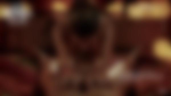 Captura de tela #12 do filme Massagem no Templo Charlotta Tantra