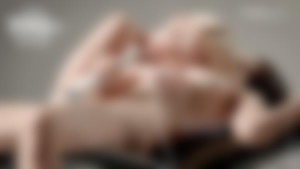 Screenshot #10 dal film Massaggio potente del clitoride