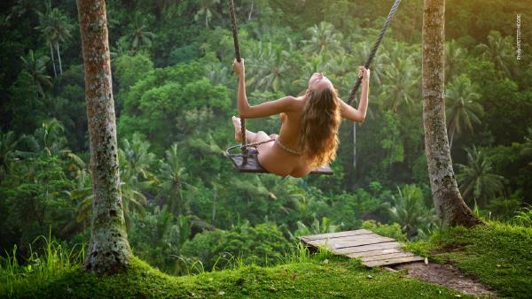 Clover Swinging In Bali