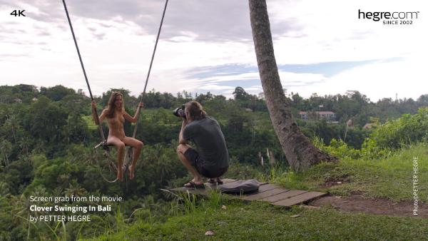 Screenshot #7 aus dem Film Clover Schaukeln auf Bali