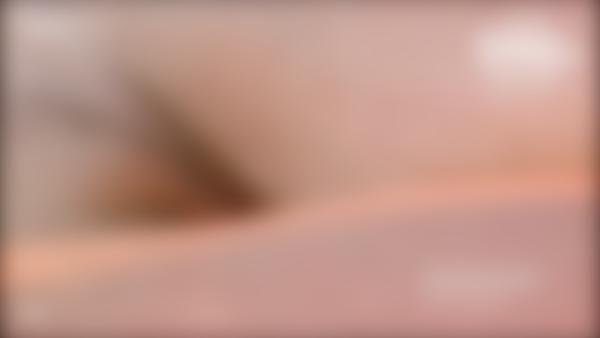 Екранна снимка №12 от филма Двоен тайландски маслен масаж