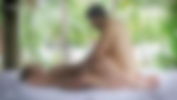 Tangkapan layar # 9 dari film Pijat Erotis yang Luar Biasa