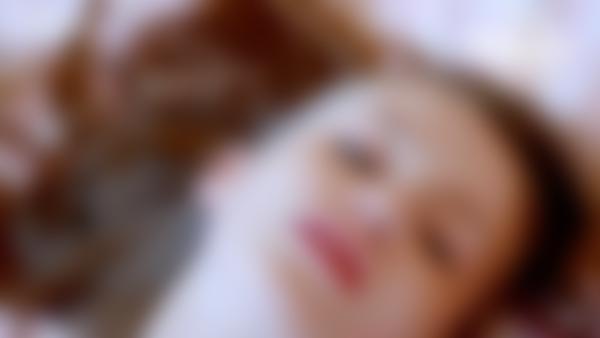 Skjágrip #10 úr kvikmyndinni Emily sjálfsfróun