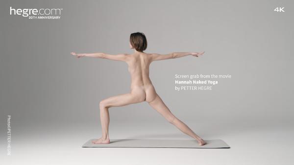 Schermopname #6 uit de film Hannah naakte yoga