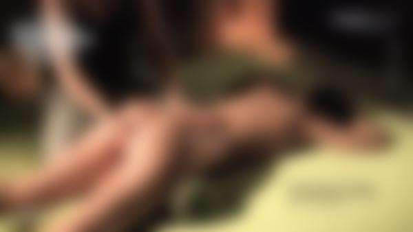Screenshot #12 aus dem Film Intensive Orgasmische Massage