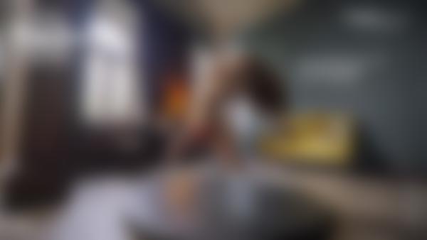 Zrzut ekranu #10 z filmu Ksenia G Striptiz