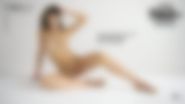 Screenshot #12 dal film Lola L Corpo Perfetto