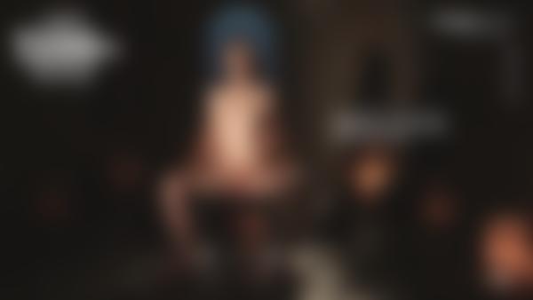 Skærmgreb #11 fra filmen Nøgen Nuru stolmassage