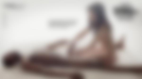 Ekrano paėmimas #10 iš filmo Žaismingas tantrinis masažas