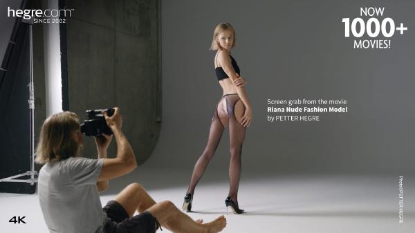 Екранна снимка №2 от филма Риана гол моден модел