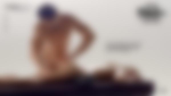 Skärmgrepp #9 från filmen Sexuell Healing Massage