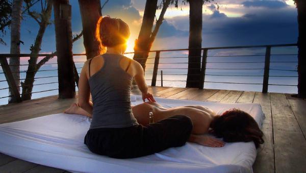 Кулминационен масаж при залез слънце