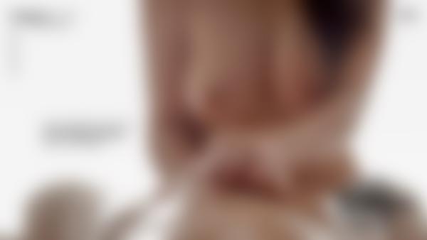 फ़िल्म 10 से स्क्रीन ग्रैब # तांत्रिक किनारा मालिश