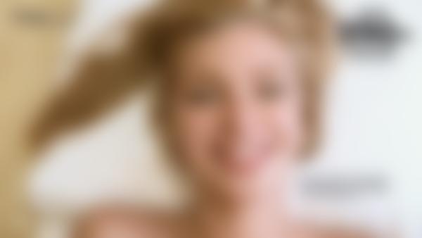 Tangkapan layar # 12 dari film Pijat Terapi Thailand