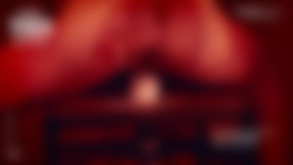 फ़िल्म 11 से स्क्रीन ग्रैब # वी रेड हॉट रेडहेड